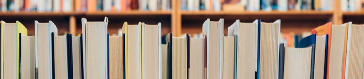 Bücher, Gutscheine & Geschenke